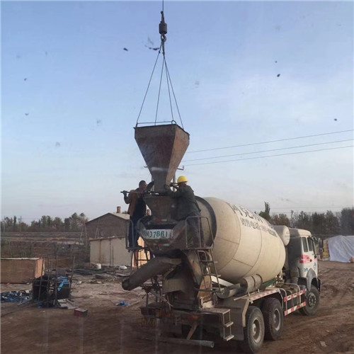 旌德县“精准瞄准”—— 吊车的 “定位导航” 技术